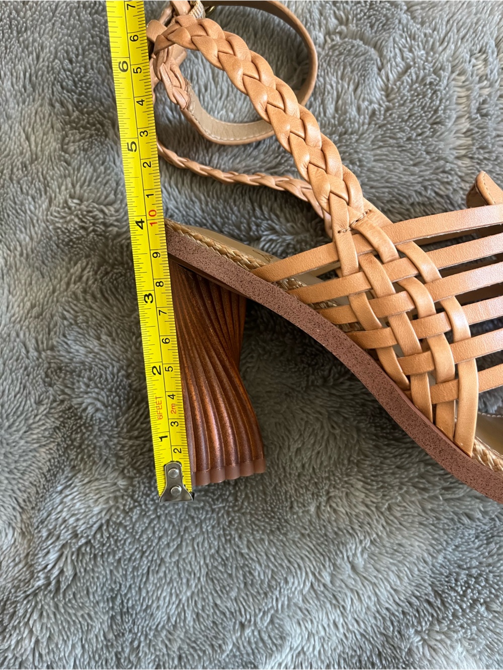 Sam Edelman Holland Twisted Heel Sandal - Picture 9 of 12